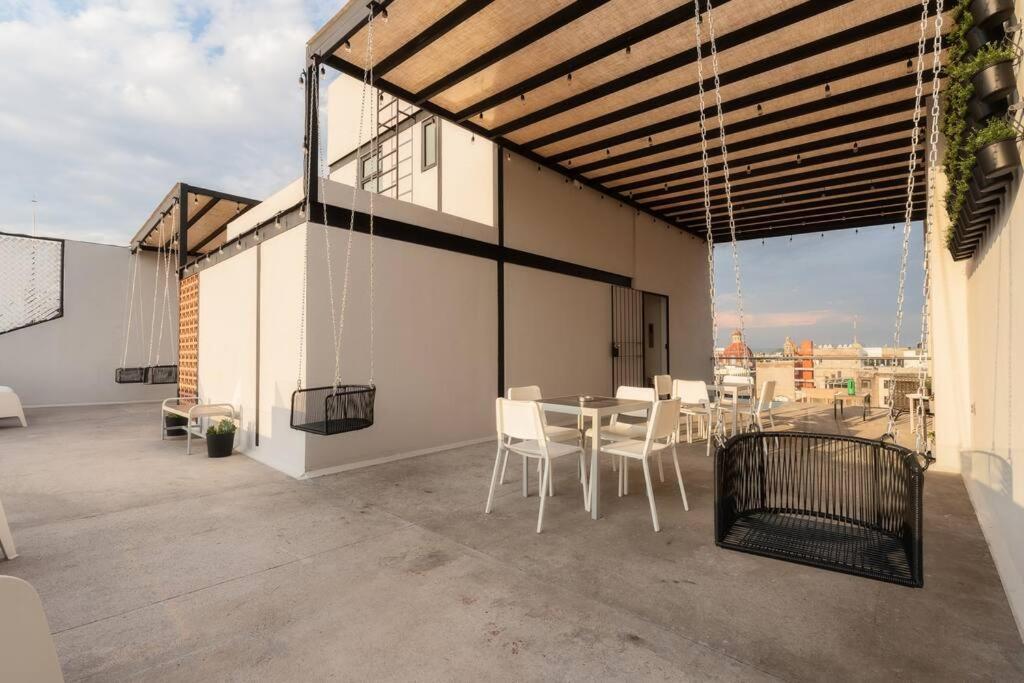 P202 Walk To Zocalo 3bdrm 2bath Rooftop Ac Apartment Mexico City